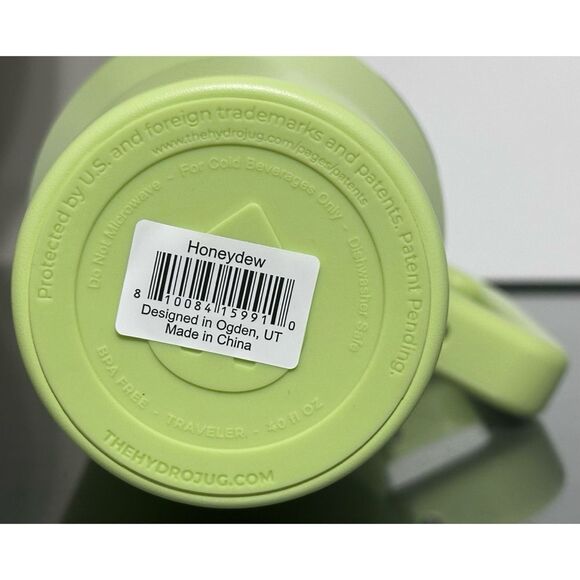 HydroJug 40oz Traveler, HONEYDEW- RETIRED COLOR - Picture 4 of 4